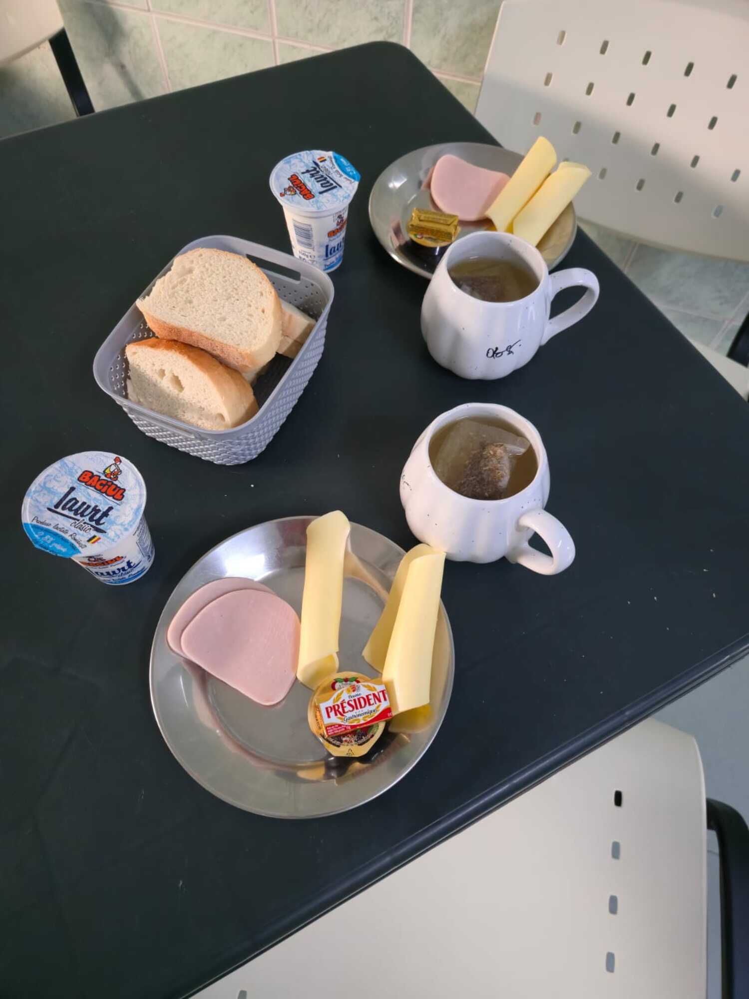 Mic dejun 10.10.2025